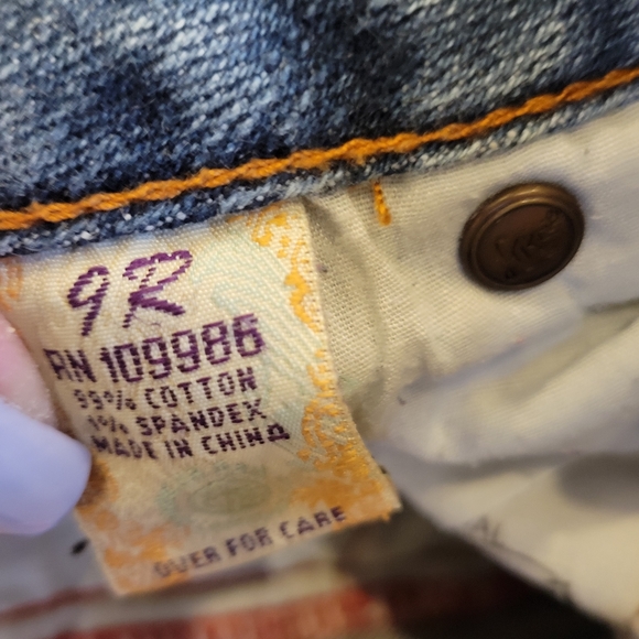 💟EUC~ AMERICAN RAG JEANS - Picture 2 of 6